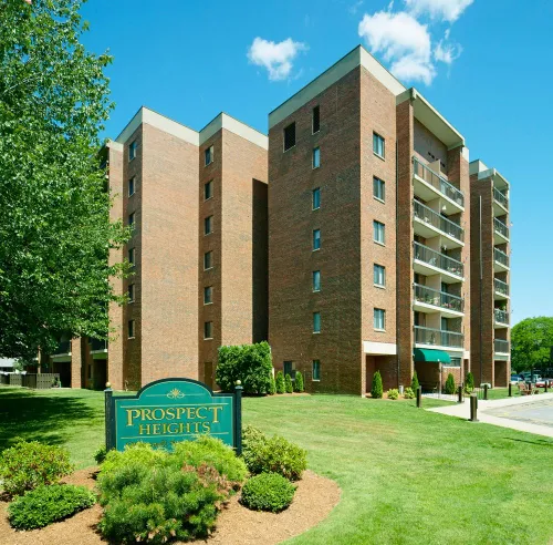 41 Chestnut St., Holyoke